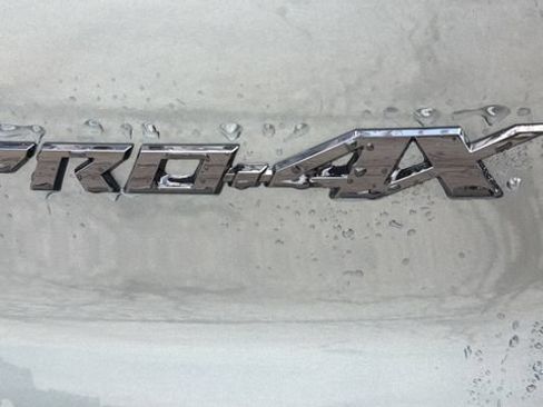 Used 2025 Nissan Armada PRO-4X AWD/4WD image 46