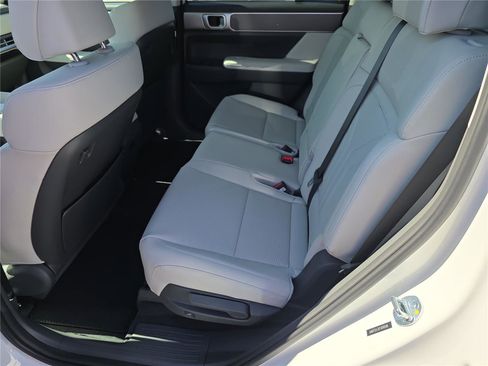 New 2026 Hyundai Santa Fe SEL image 6