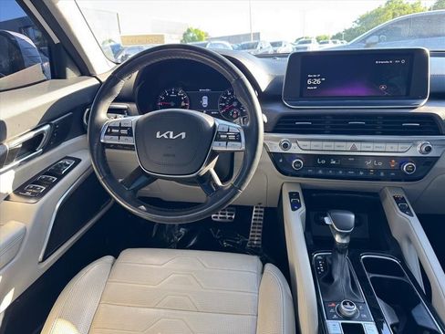 Used 2022 Kia Telluride SX w/ SX Prestige Package AWD/4WD image 15