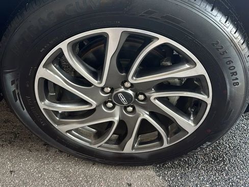 Used 2020 Lincoln Corsair Sport Utility 4D w/ Equipment Group 101A image 34