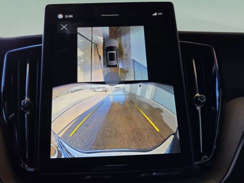 New 2026 Volvo XC60 T8 Plus w/ Protection Package Premier image 20