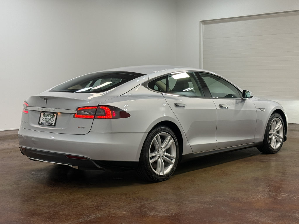 Used 2013 Tesla Model S Performance RWD image 4