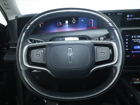 Used 2024 Lincoln Nautilus Reserve w/ Equipment Group 202A AWD/4WD image 28