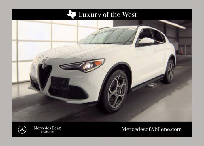 Used 2022 Alfa Romeo Stelvio Sprint RWD image 1
