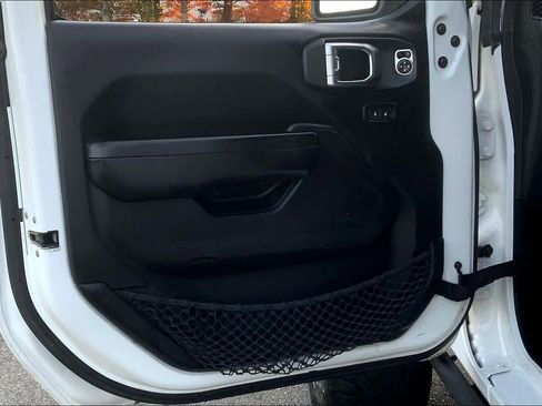 Used 2020 Jeep Gladiator Sport w/ Quick Order Package 24S image 20