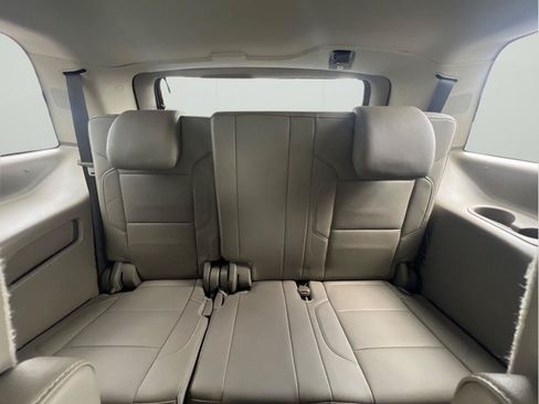 Used 2020 Chevrolet Tahoe Premier RWD image 14