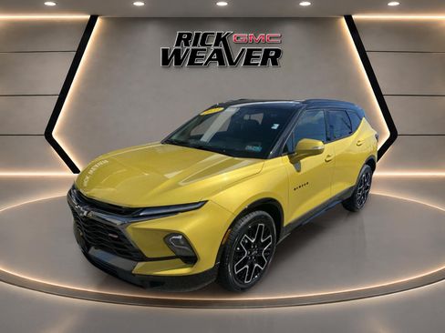 Used 2023 Chevrolet Blazer RS w/ Driver Confidence II Package AWD/4WD image 2
