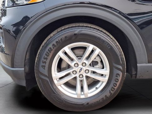 Used 2022 Ford Explorer XLT RWD image 9