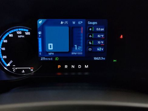 Used 2021 Ford Bronco Outer Banks image 14