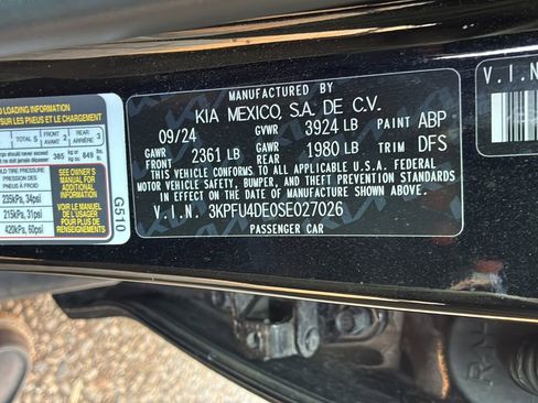 Used 2025 Kia K4 EX FWD image 36