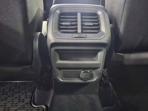 Used 2022 Volkswagen Tiguan S image 19