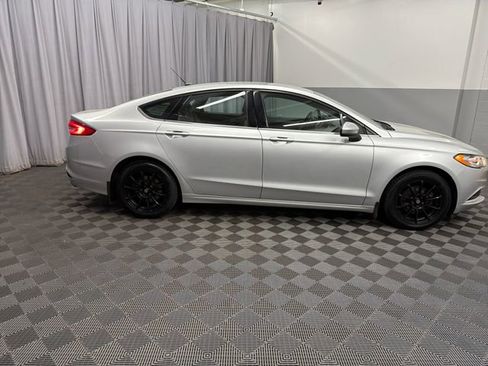 Used 2017 Ford Fusion S FWD image 4