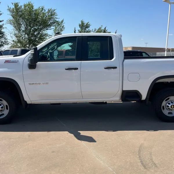 Used 2022 Chevrolet Silverado 2500 W/T w/ WT Fleet Convenience Package AWD/4WD image 3