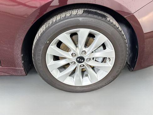 Used 2016 Kia Optima EX w/ Premium Package image 32