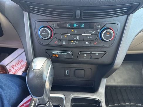 Used 2018 Ford Escape SEL AWD/4WD image 28