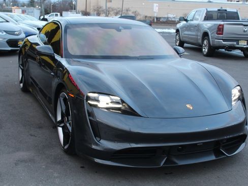 Used 2020 Porsche Taycan Turbo S image 4