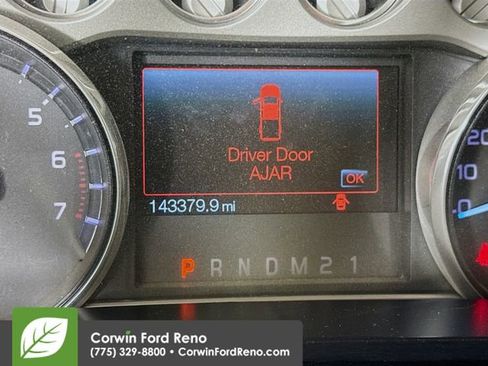 Used 2015 Ford F250 Lariat w/ Lariat Interior Package AWD/4WD image 12