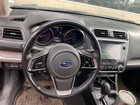 Used 2019 Subaru Outback 2.5i Touring w/ Popular Package #3A image 9