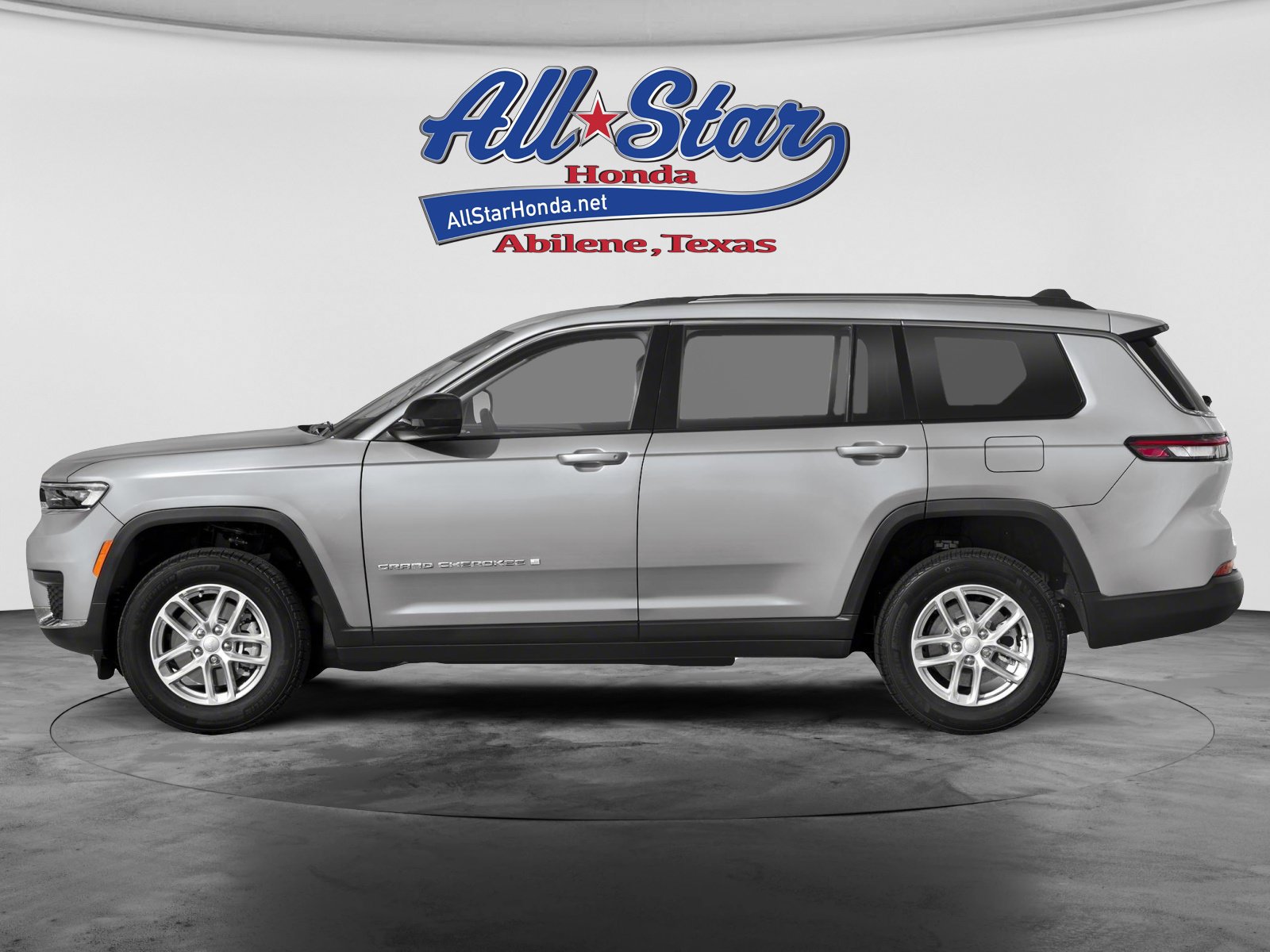 Used 2023 Jeep Grand Cherokee L Laredo AWD/4WD image 3