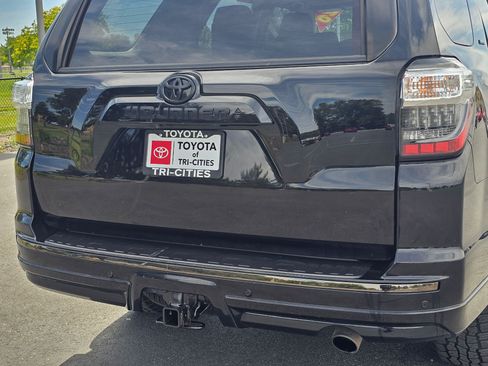 Used 2020 Toyota 4Runner Nightshade AWD/4WD image 13