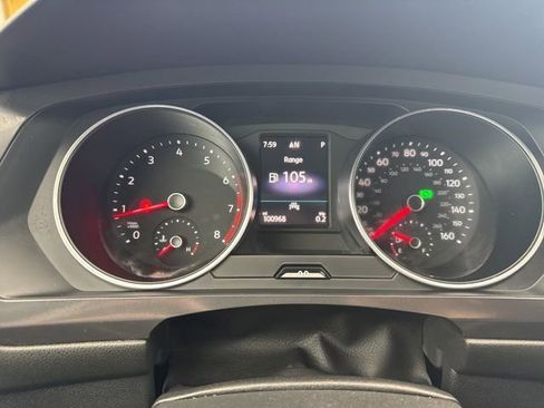 Used 2021 Volkswagen Tiguan SEL image 20