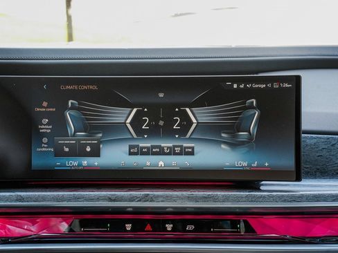 Used 2023 BMW 740i image 14