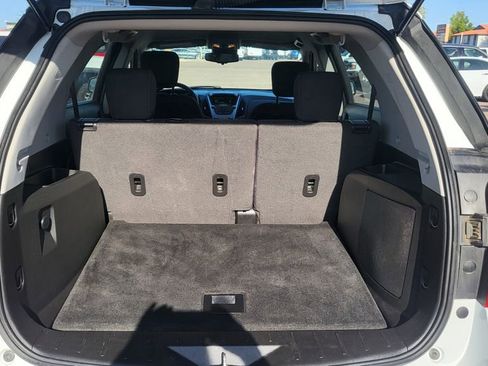 Used 2017 Chevrolet Equinox LS image 12