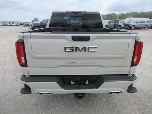 New 2026 GMC Sierra 1500 Denali Ultimate AWD/4WD image 6