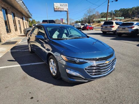 Used 2024 Chevrolet Malibu LS w/ LPO, Floor Liner Package image 7