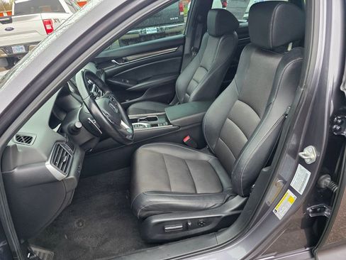 Used 2020 Honda Accord Sport image 7