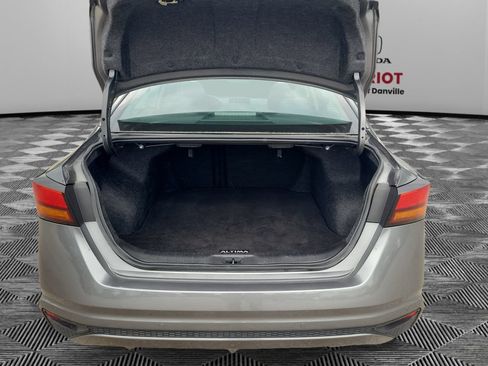 Used 2024 Nissan Altima 2.5 SV FWD image 17