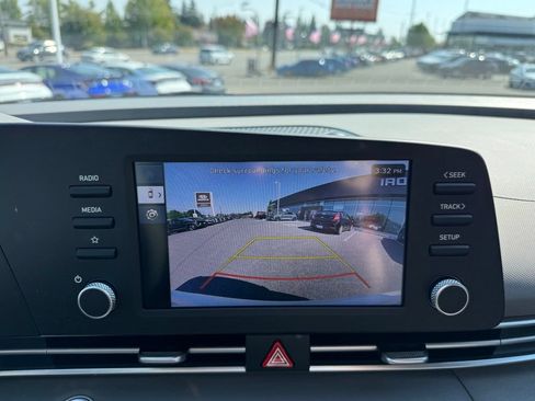 Certified 2025 Hyundai Elantra Hybrid FWD image 20