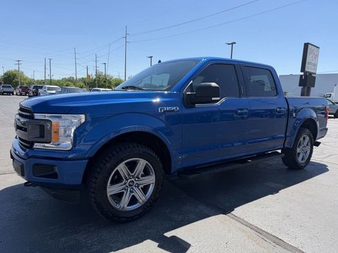 Used 2018 Ford F150 XLT w/ Equipment Group 302A Luxury AWD/4WD image 4