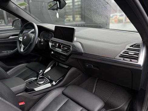 Used 2024 BMW X4 xDrive30i w/ Premium Package AWD/4WD image 56
