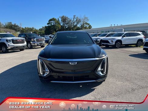 Used 2024 Cadillac Lyriq Luxury w/ LPO, Floor Liner Package image 3