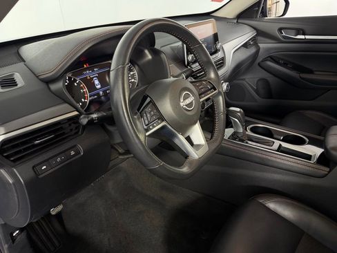 Used 2025 Nissan Altima 2.5 SR image 20