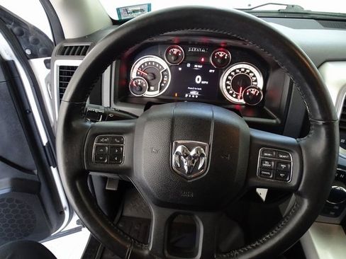 Used 2019 RAM 1500 Big Horn image 6