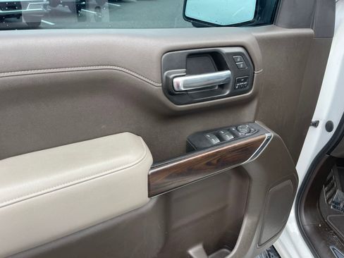 Used 2021 GMC Sierra 1500 SLT w/ SLT Convenience Package image 14