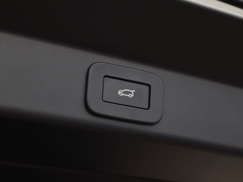 Used 2024 Land Rover Range Rover Sport Dynamic SE image 27