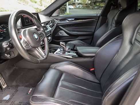 Used 2019 BMW M5 w/ Executive Package image 28