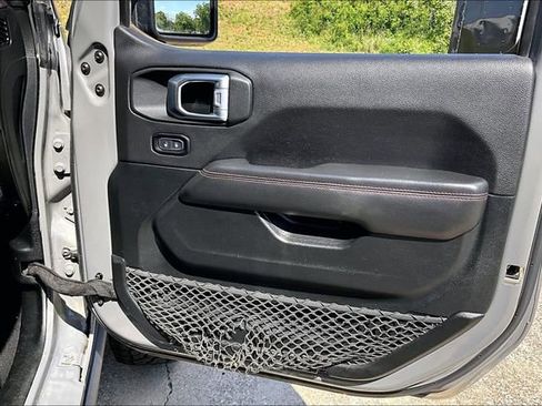Used 2021 Jeep Gladiator Rubicon AWD/4WD image 25