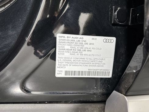 Used 2023 Audi SQ5 Prestige AWD/4WD image 38