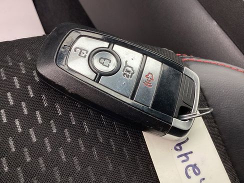 Used 2025 Ford Escape ST-Line image 26