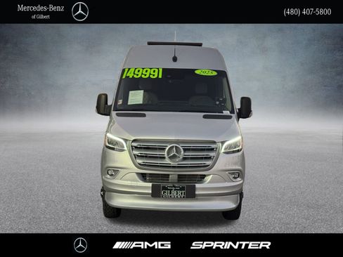 Used 2024 Mercedes-Benz Sprinter 3500 image 2