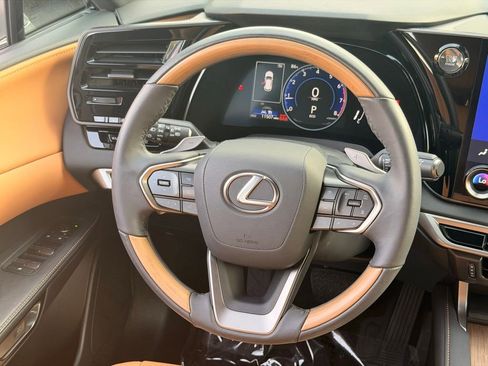 Used 2024 Lexus RX 350 Premium w/ Accessory Package (Z1) AWD/4WD image 20