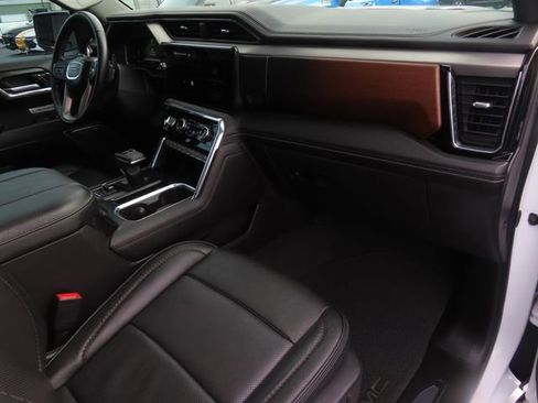 Used 2024 GMC Sierra 1500 Denali w/ Denali Reserve Package image 50