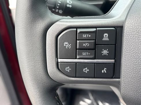 New 2026 Ford F250 Lariat w/ Black Appearance Package AWD/4WD image 17