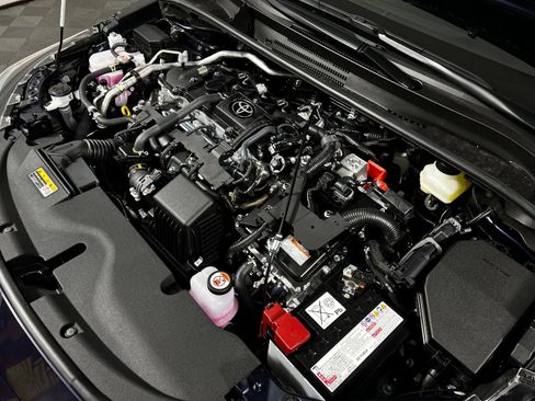 Used 2026 Toyota Corolla SE FWD image 11