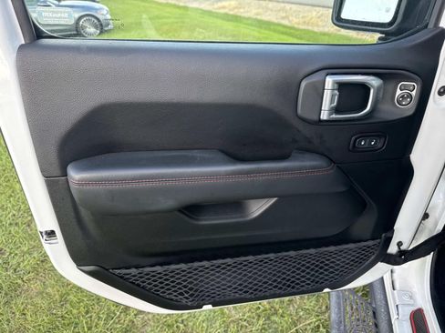Used 2020 Jeep Wrangler Unlimited Rubicon AWD/4WD image 18