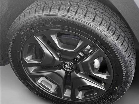 Used 2024 Toyota RAV4 Adventure image 18